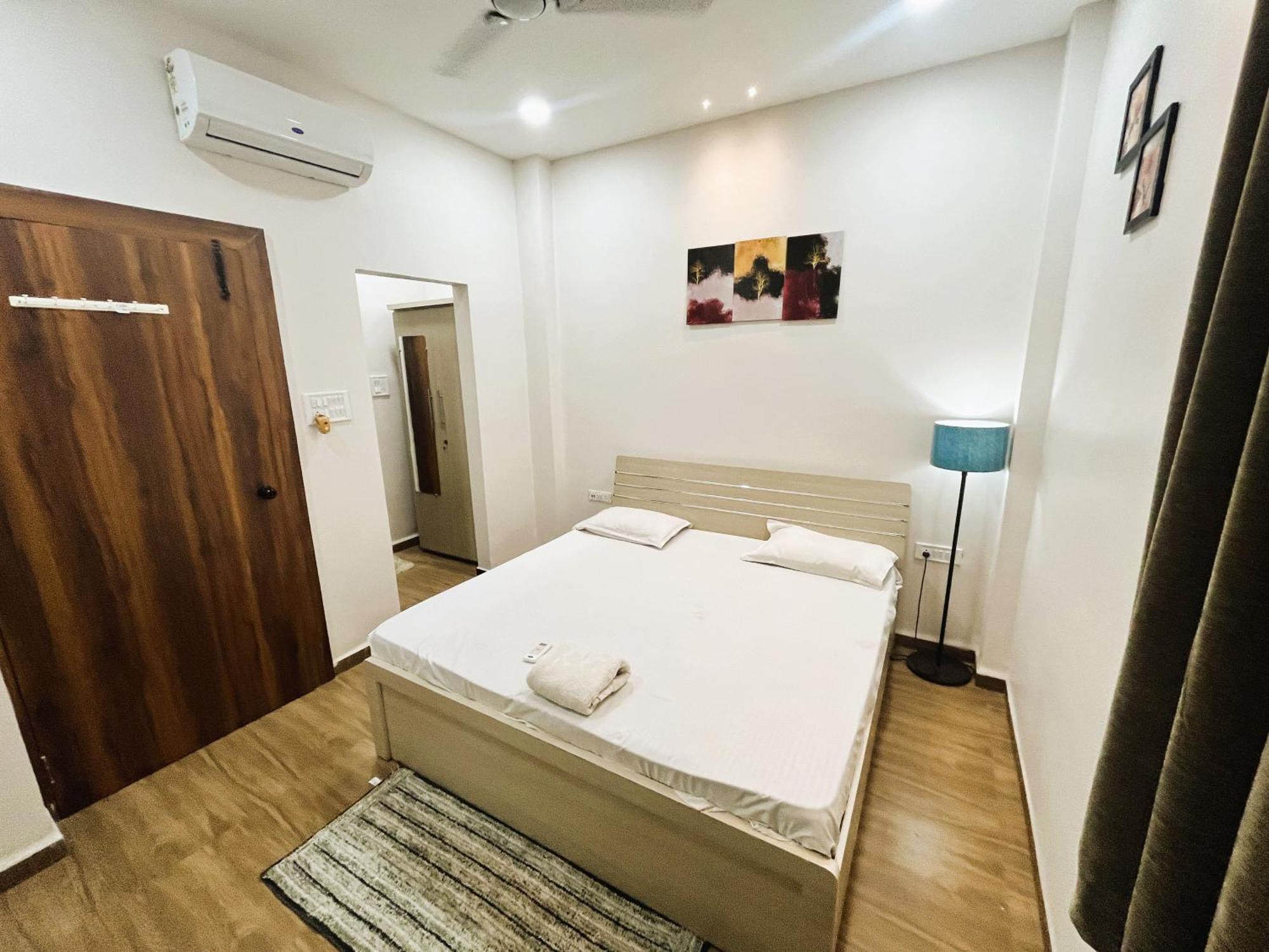 Shree Stay Inn Luxe' Holiday Home ウッジャイン エクステリア 写真